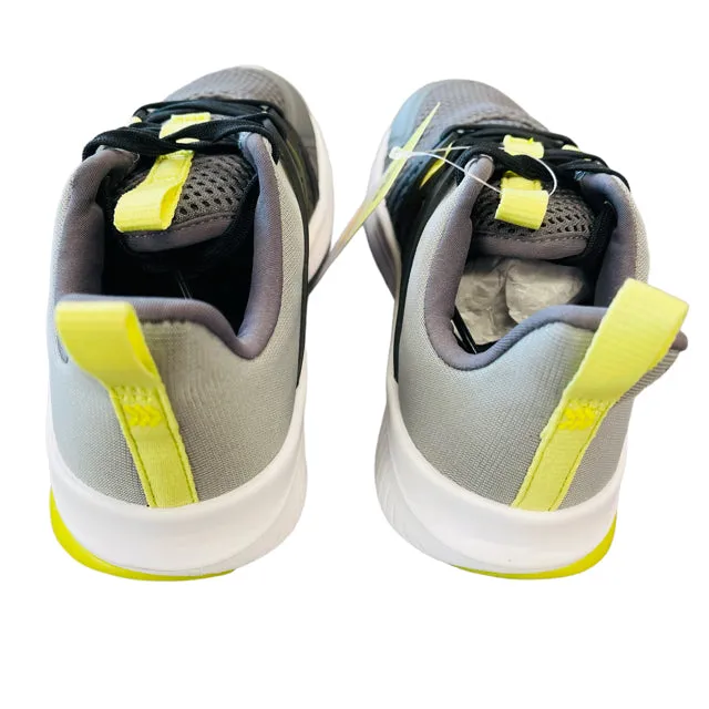All in Motion Boy's Grey Sneakers (size 1 Youth)
