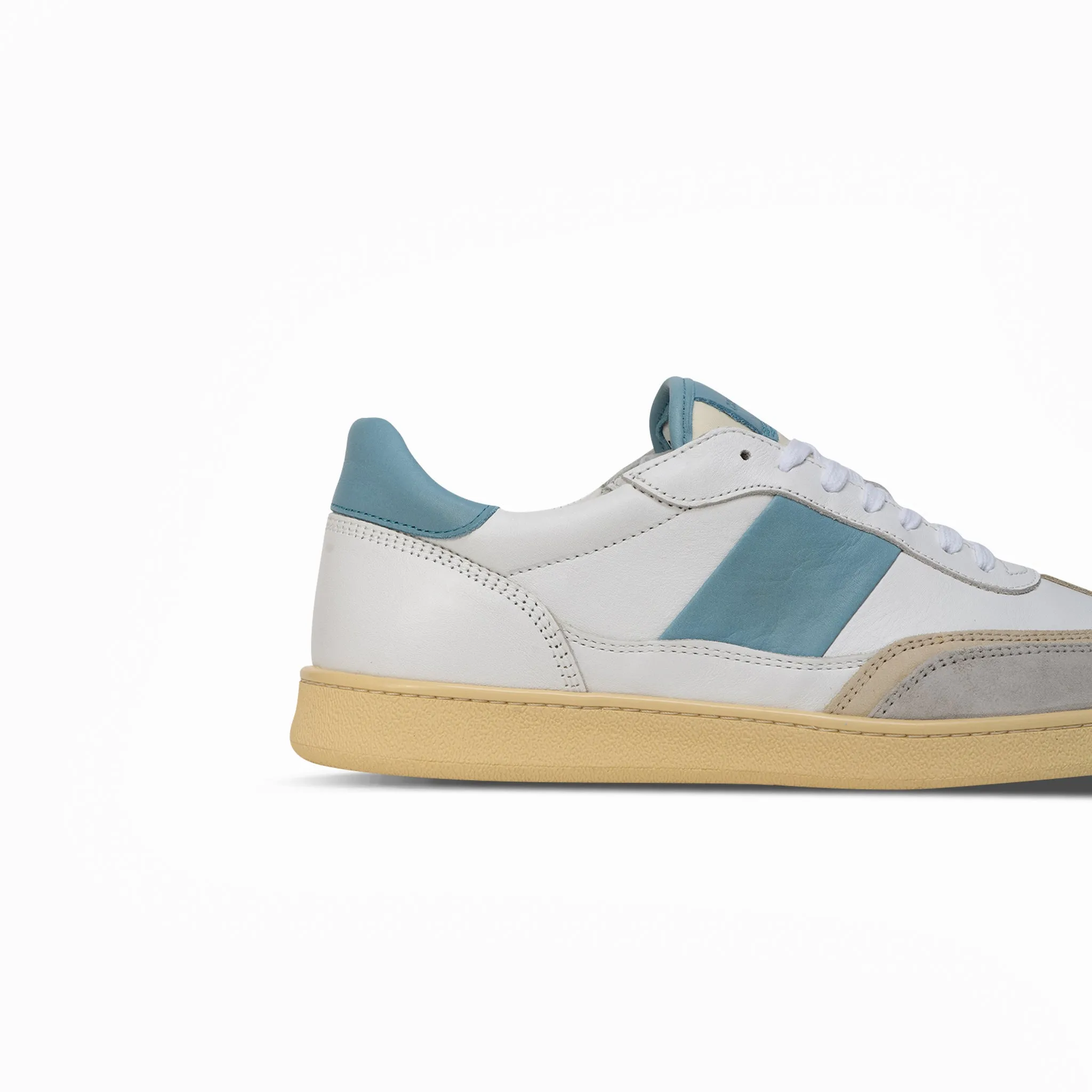 Court II - Ice Blue