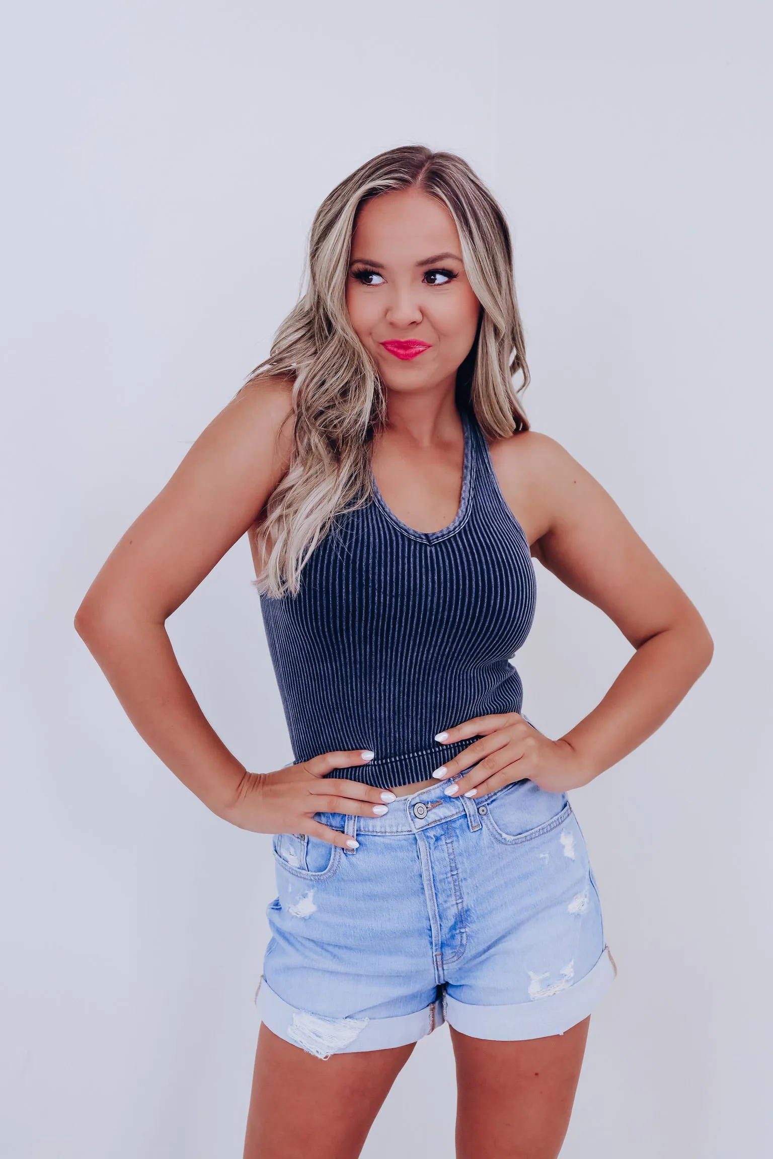 Must Have V-Neck Ribbed Tank - Ash Black