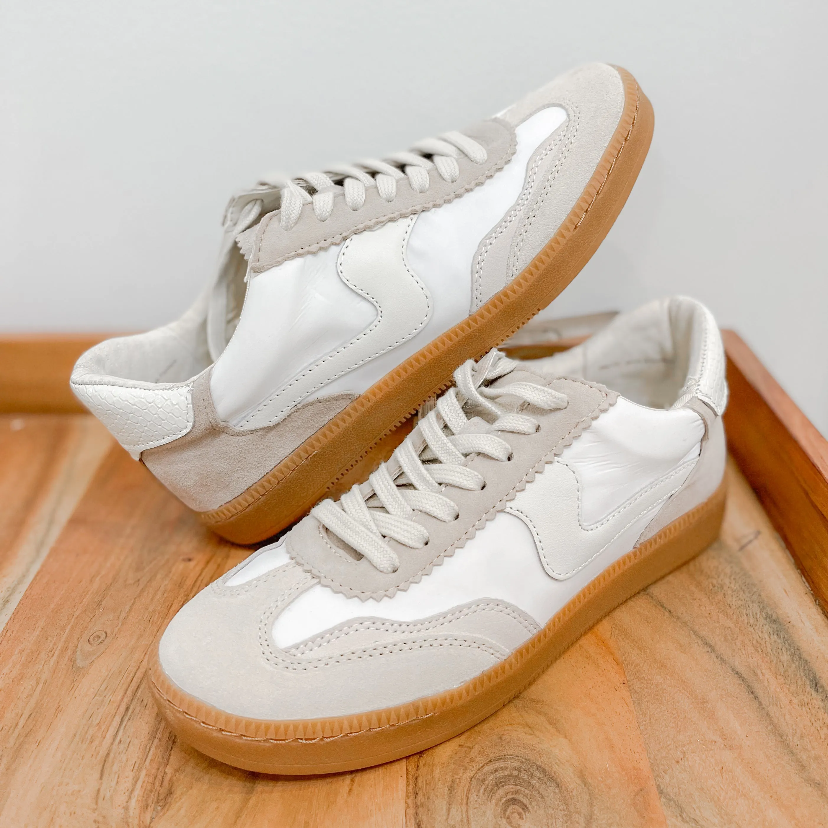 Notice Sneaker