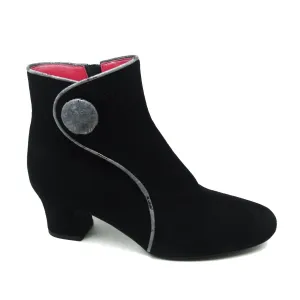 P 1879 Black Ardesia