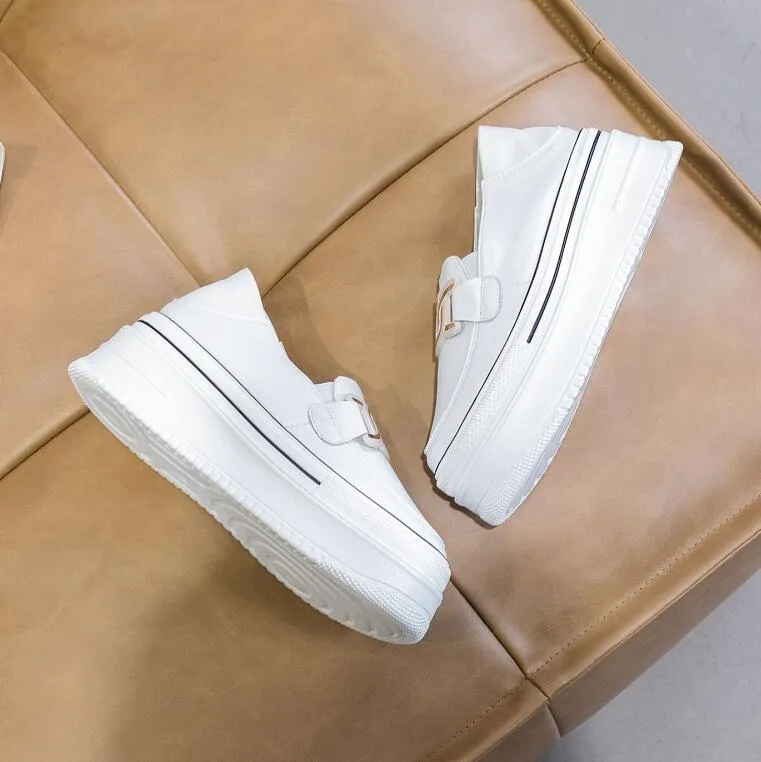 Petite Feet Height Increase Inner Heel Leather Sneakers MS368