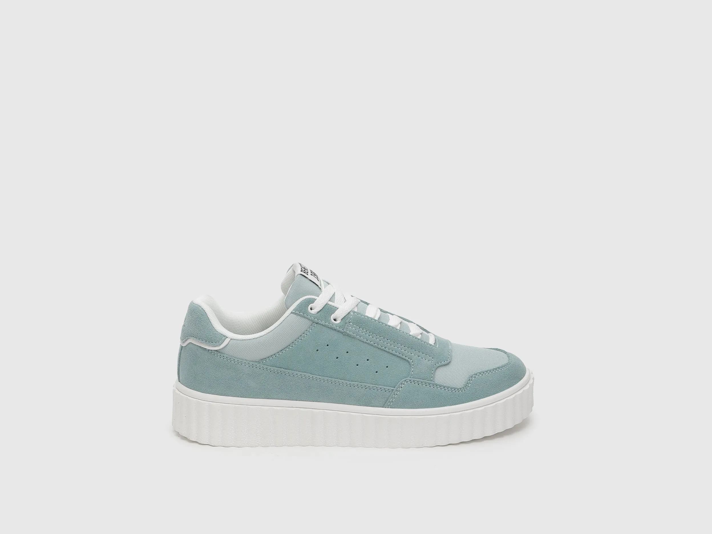Solid Pattern Lace-Up Sneakers
