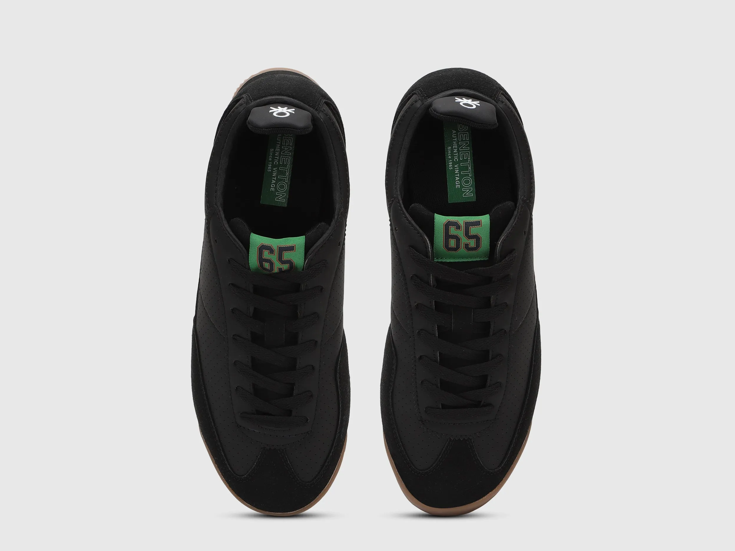 Solid Pattern Lace-Up Sneakers