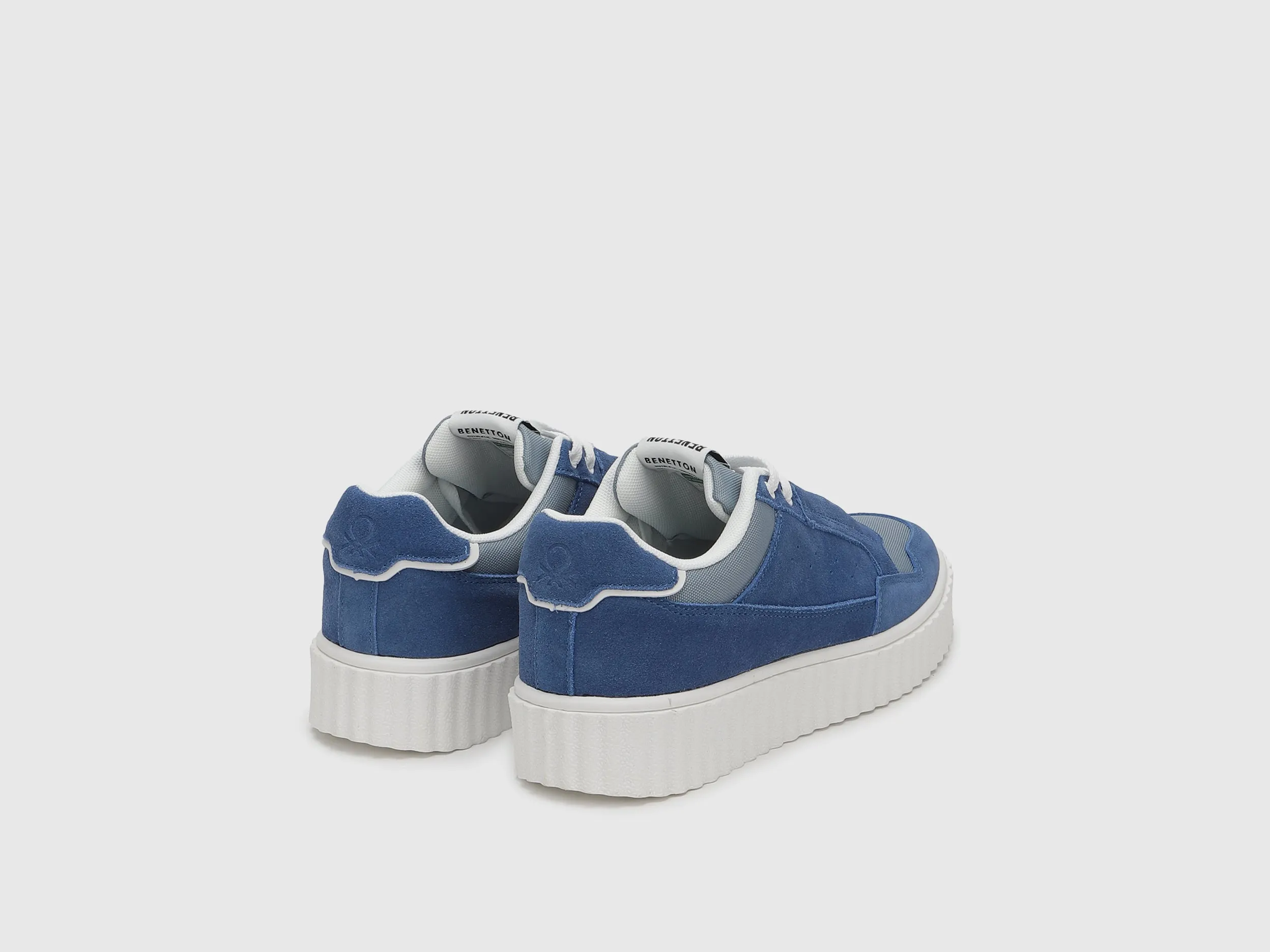Solid Pattern Lace-Up Sneakers