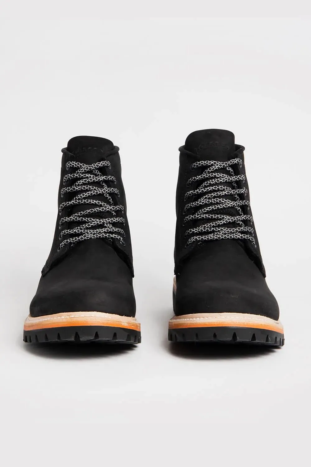 Tobacco Maverick Boots - Matte Black