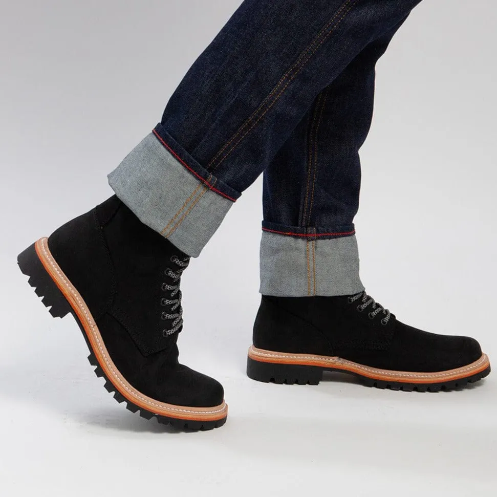 Tobacco Maverick Boots - Matte Black
