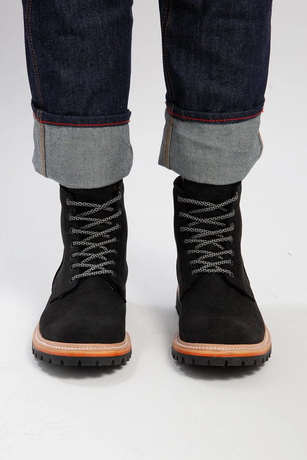 Tobacco Maverick Boots - Matte Black