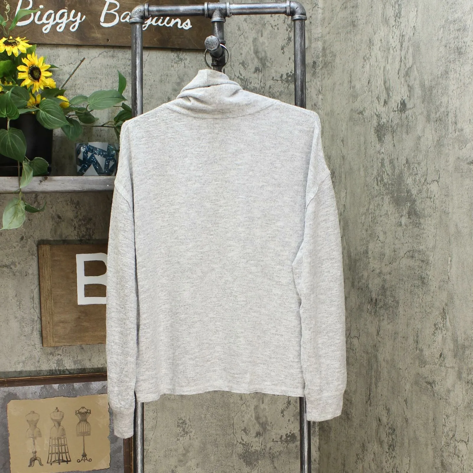 Universal Thread Women's Mock Turtleneck Knit Sweatshirt