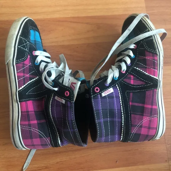 Vans off the wall high hi tops purple pink blue plaid sneakers women MISSY Sz 4