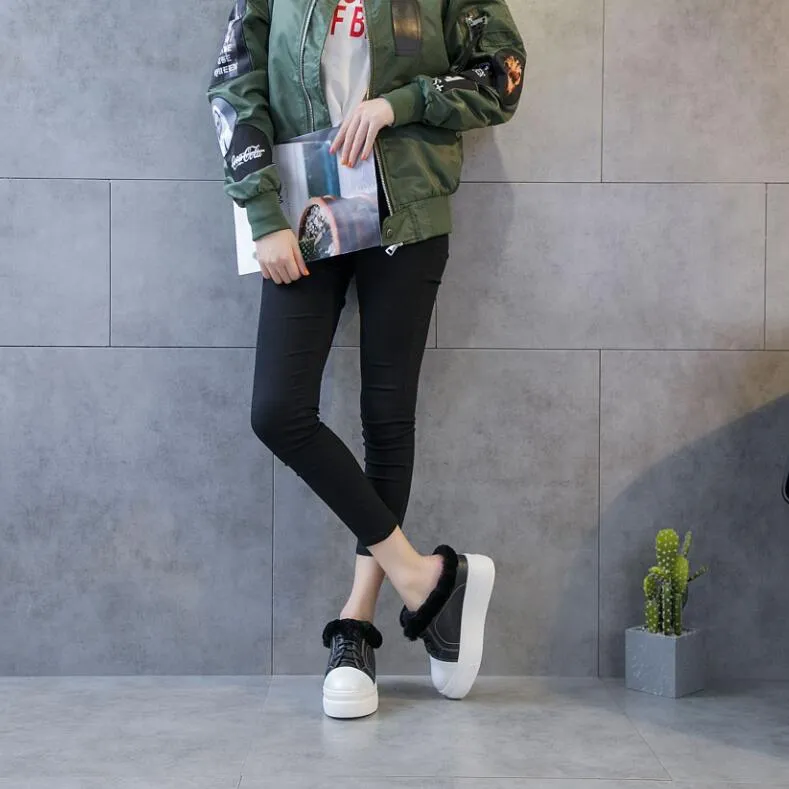 Women's Petite Leather Sneakers With Top Cap MS364