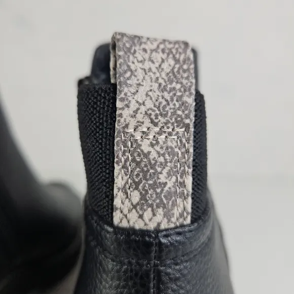 Women's Taci Boots - Universal Thread Jet Black Size 6